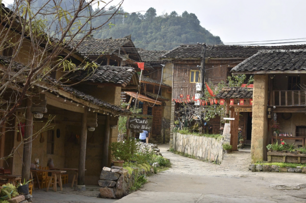 Lô Lô Chải rộn ràng đón khách sau khi được vinh danh  Lô Lô Chải rộn ràng đón khách sau khi được vinh danh