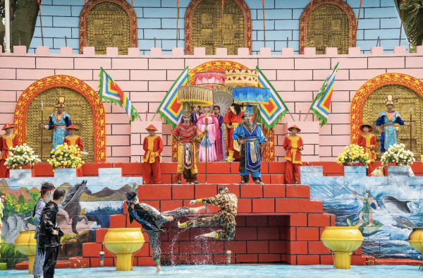 Mùng 1 tết đi Suối Tiên có gì chơi?