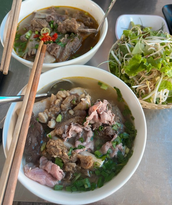 Những Những