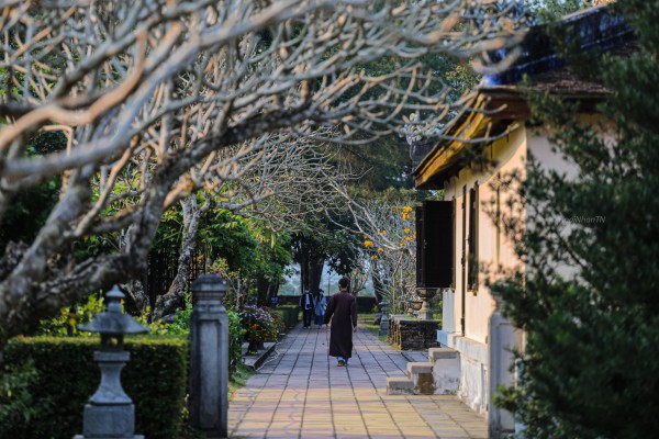 Những 