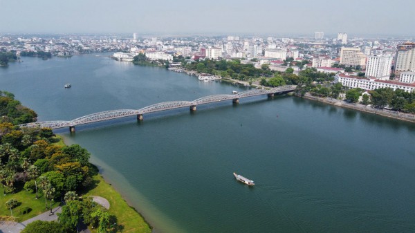 Những Những