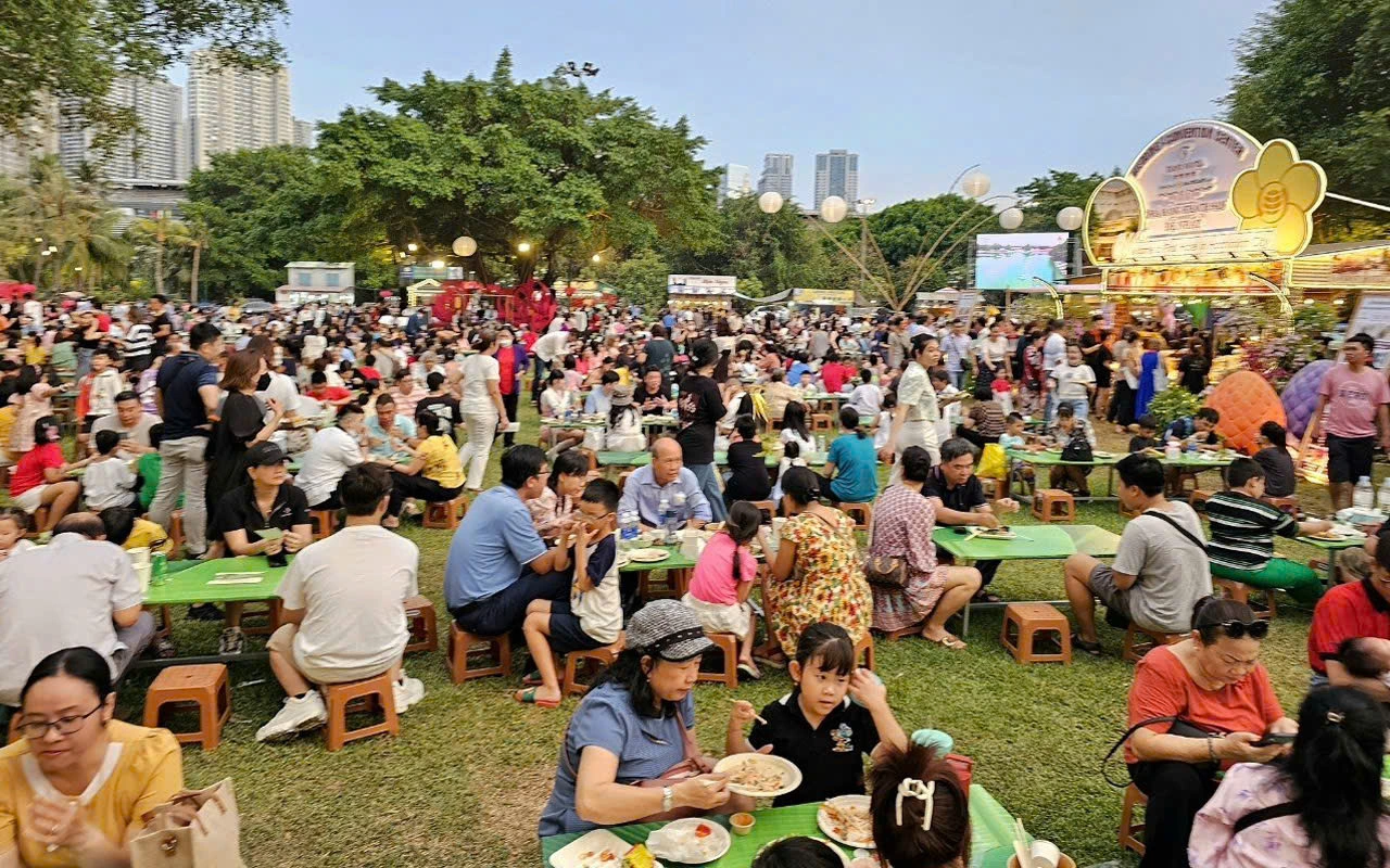 Saigontourist Group khởi động Lễ hội Ẩm thực đặc sắc hàng đầu thế giới Saigontourist Group khởi động Lễ hội Ẩm thực đặc sắc hàng đầu thế giới