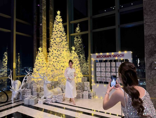 TP.HCM rộn ràng chuẩn bị mùa lễ hội cuối năm