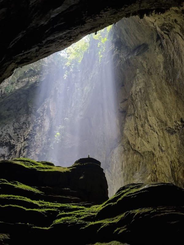 Tour thám hiểm gần trăm triệu ở Việt Nam hết chỗ đến cuối năm 2027