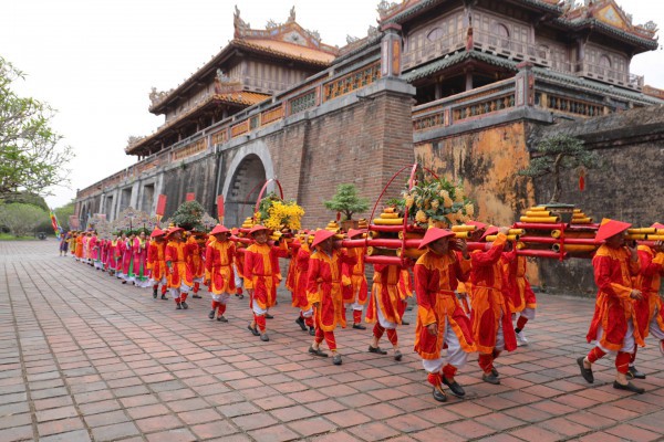 Đại nội Huế mở cửa miễn phí về đêm phục vụ du khách Đại nội Huế mở cửa miễn phí về đêm phục vụ du khách