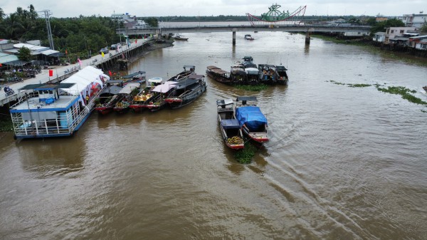 Đồng Tháp tái hiện cảnh miền Tây sông nước