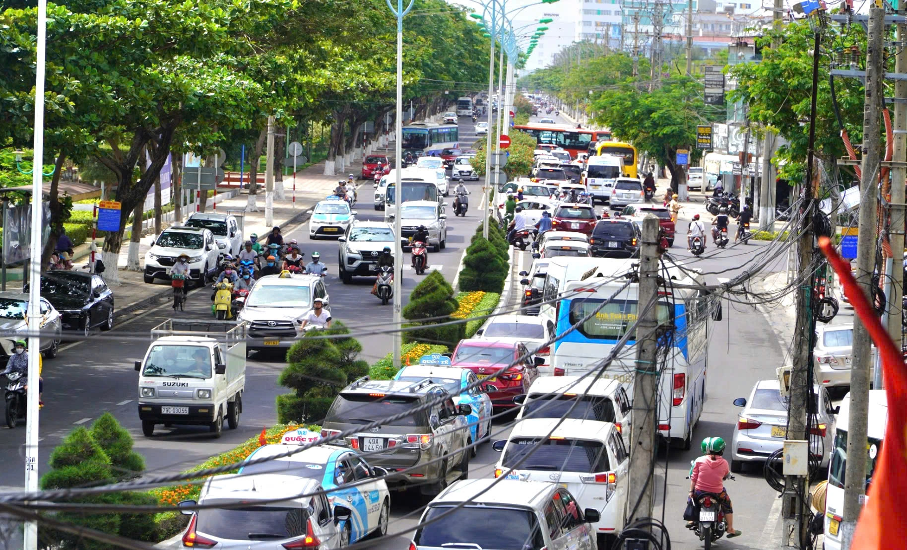 Ùn tắc giao thông tại Nha Trang Ùn tắc giao thông tại Nha Trang