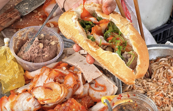 Bánh mì Việt Nam: Từ ổ bánh giá 5.000 đồng đến tiệm được Michelin vinh danh