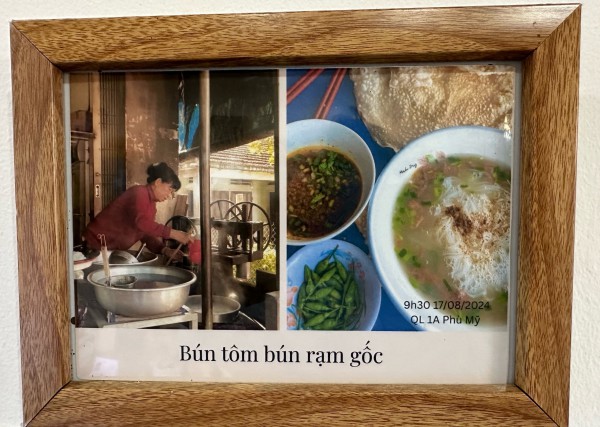 Bún rạm Phù Mỹ ở TP.HCM: 3 lần đổi mặt bằng, khách xứ Nẫu vẫn tìm vào hẻm