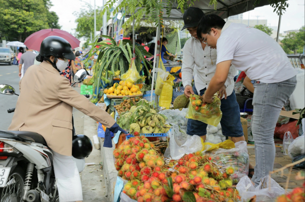 Hơn 180 gian hàng đặc sản hội tụ tại tuần lễ nông sản vùng miền Bình Đông