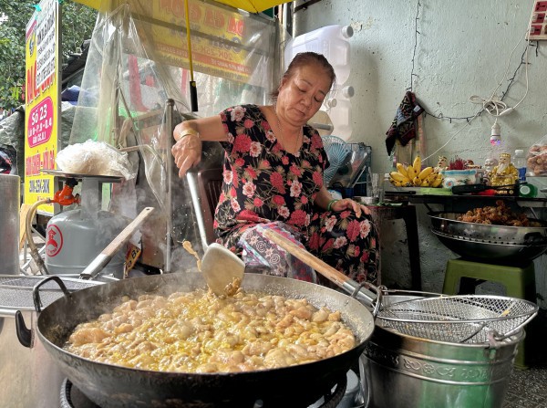 Kỳ lạ cơm gà 