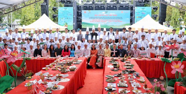 Kỷ lục Việt Nam: 200 món chay từ sen tại lễ hội ẩm thực chay ở TP.HCM