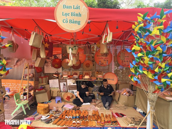 Lễ hội hơn 100 gian hàng ẩm thực giá từ 10.000 đồng ngay trung tâm TP.HCM