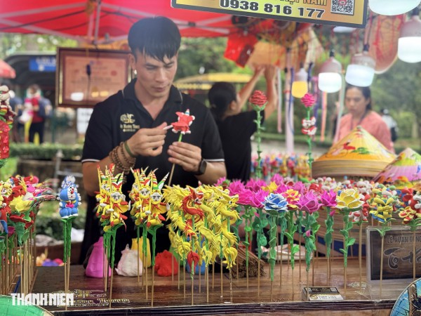 Lễ hội hơn 100 gian hàng ẩm thực giá từ 10.000 đồng ngay trung tâm TP.HCM