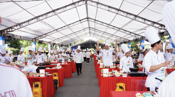 Ngày đầu lễ hội ẩm thực chay ở TP.HCM: Hấp dẫn hàng trăm món 