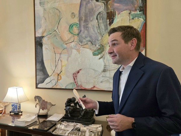 Nghệ thuật bài trí bàn ăn kiểu Pháp: Vì sao từng chi tiết đều có quy tắc?