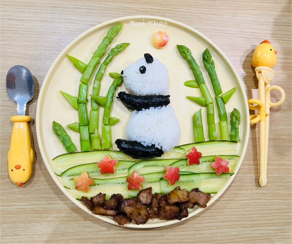 Người mẹ biến đĩa cơm thành tranh, dân mạng nói 