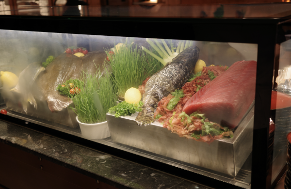 Nhà hàng Michelin của đầu bếp Luke Nguyễn lần đầu vào trung tâm thương mại