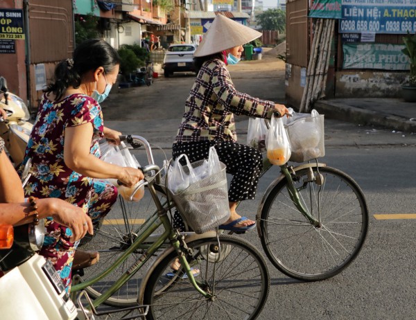Nhận cơm chay miễn phí ở TP.HCM dịp lễ Phật đản: Nhận cơm chay miễn phí ở TP.HCM dịp lễ Phật đản: