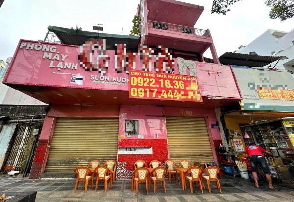 Nhiều quán quen ở trung tâm TP.HCM âm thầm đóng cửa, trả mặt bằng cuối năm 2025