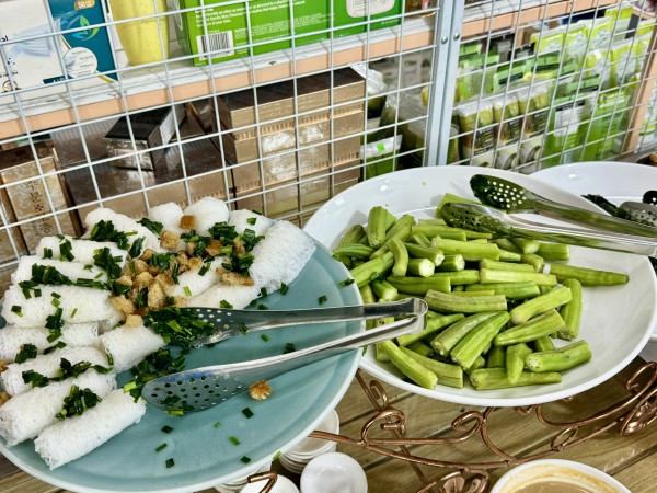Những quán buffet chay 0 đồng bình dân từng Những quán buffet chay 0 đồng bình dân từng