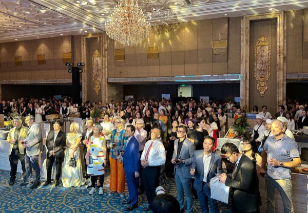 Nữ đầu bếp Việt đầu tiên đạt sao Michelin mang gì đến Hương vị Úc 2026?