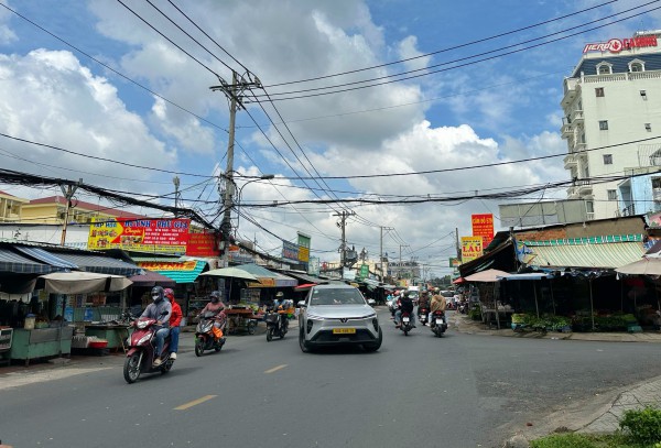 Phố thịt chó một thời ở TP.HCM thưa vắng, vì sao vẫn còn người bán cầy tơ?