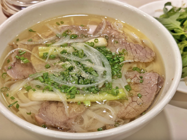 Phường Bến Thành có bún vỉa hè Phường Bến Thành có bún vỉa hè