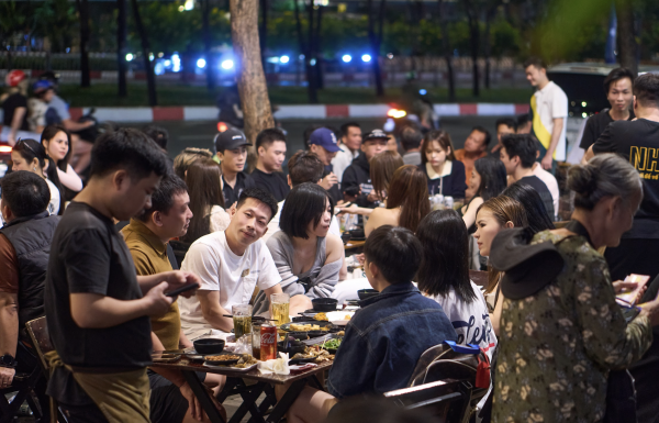 Quán ăn ở trung tâm TP.HCM mở từ chiều đến sáng, 