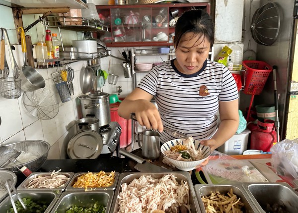 Quán ăn quê nhà ở TP.HCM 