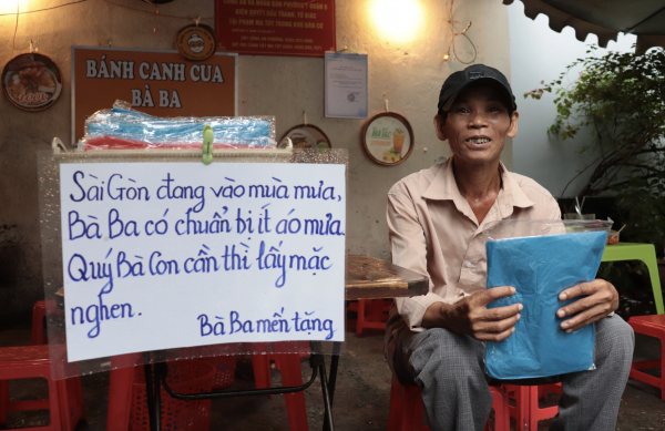 Quán bánh canh cua duy nhất ở TP.HCM được Michelin vinh danh: Hóa ra là quán quen!