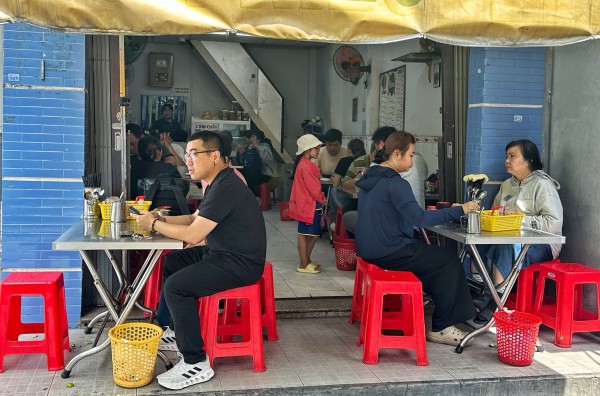 Quán bún riêu bình dân được Michelin gọi tên: Chủ quán từng 