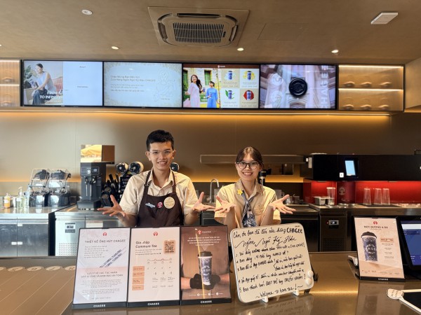 Quán trà sữa ở trung tâm TP.HCM nơi khách gọi món bằng cách... viết