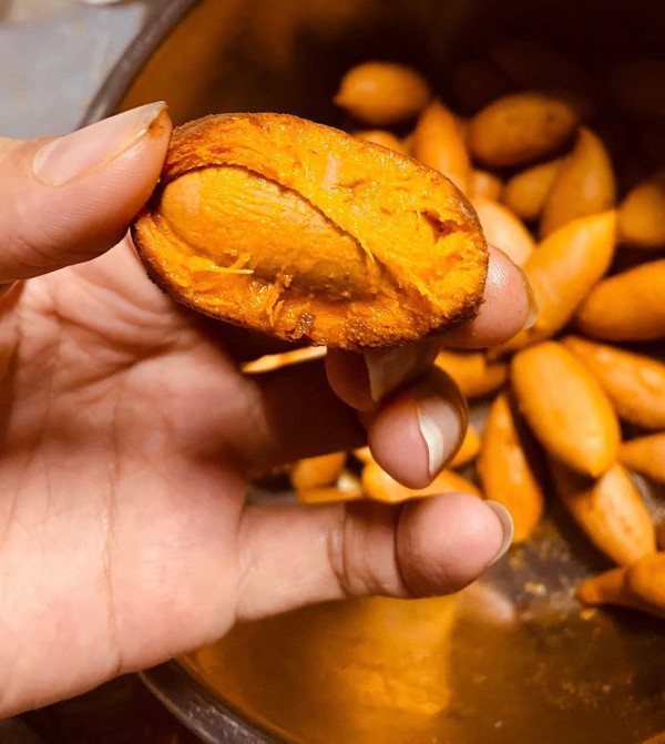 Trái cọ vào mùa: Ăn sao cho đúng để không rát cổ?