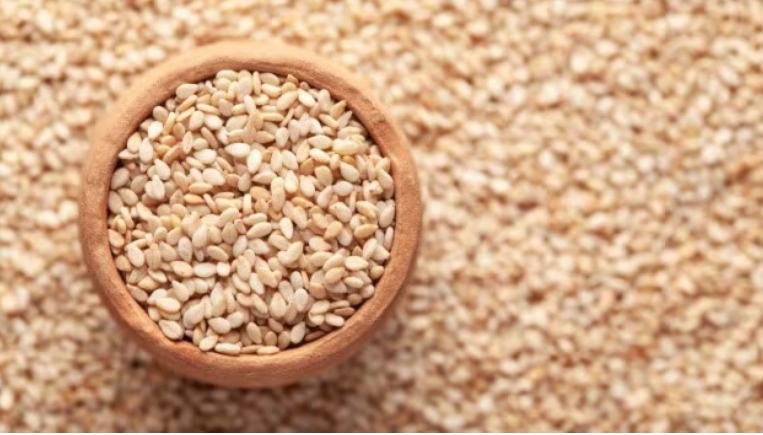 Vì sao bạn nên bổ sung hạt vừng vào chế độ ăn uống mùa đông?
