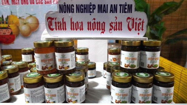 Đặc sản 15 tỉnh, thành phố hội tụ ở xứ Thanh Đặc sản 15 tỉnh, thành phố hội tụ ở xứ Thanh