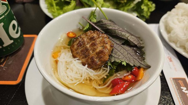 Đặc sản Hà Nội khiến du khách người Hàn về nước vẫn thấy thèm