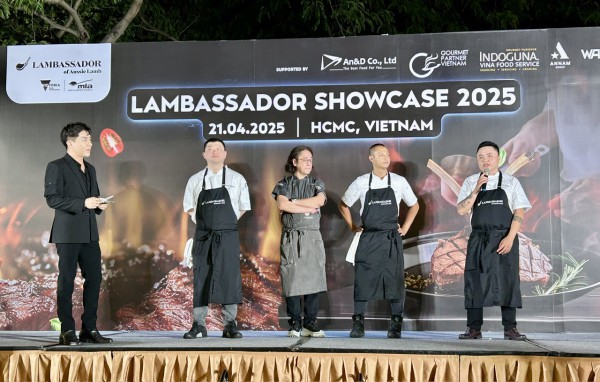 Độc đáo thịt cừu lá lốt mắm nêm trong đêm tiệc ẩm thực Úc Độc đáo thịt cừu lá lốt mắm nêm trong đêm tiệc ẩm thực Úc