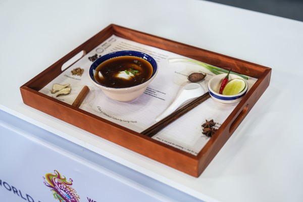 Đưa ẩm thực Việt vào ly nước: Cô gái thành quán quân nhờ món phở độc đáo