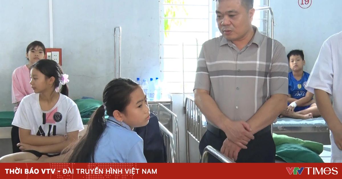 Hà Giang: Hơn 50 học sinh nghi ngộ độc thực phẩm sau tiệc lên hoan Trung thu