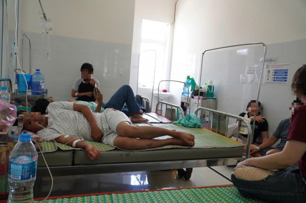 Nghi ngộ độc sau khi ăn bánh mì ở Quy Nhơn: Chủ tiệm cũng nhập viện