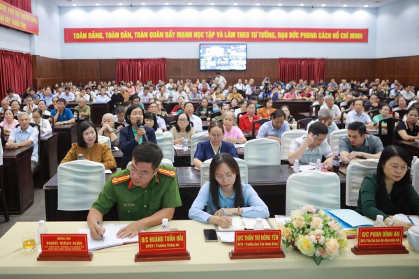 Thứ trưởng Bộ Công an Lê Quốc Hùng: Siết thực phẩm bẩn để bảo vệ người dân