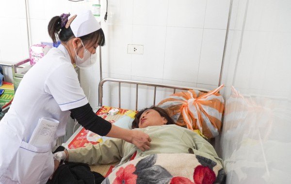 Vụ 19 người nghi ngộ độc bánh mì ở Quảng Ngãi: Tạm dừng cơ sở kinh doanh