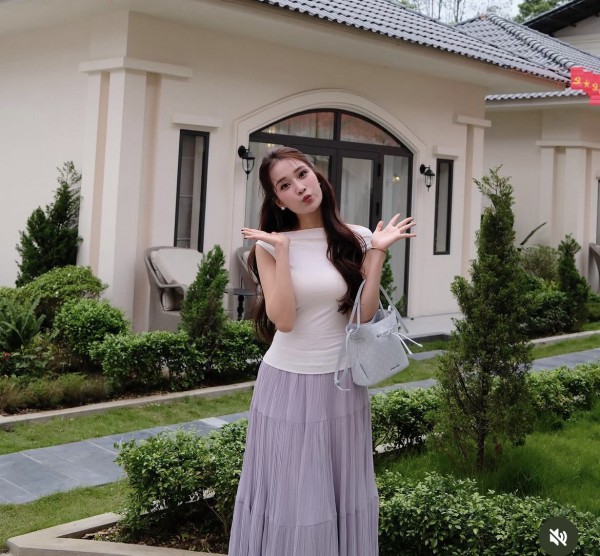 2 nàng hậu Kỳ Duyên: Trùng tên gọi, ngược phong cách