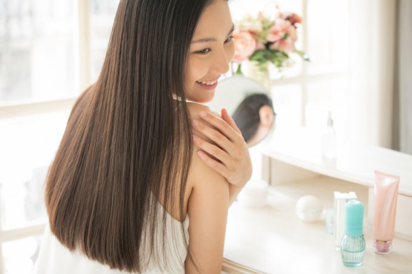 5 thói quen buổi sáng giúp tóc khỏe, bóng mượt tự nhiên