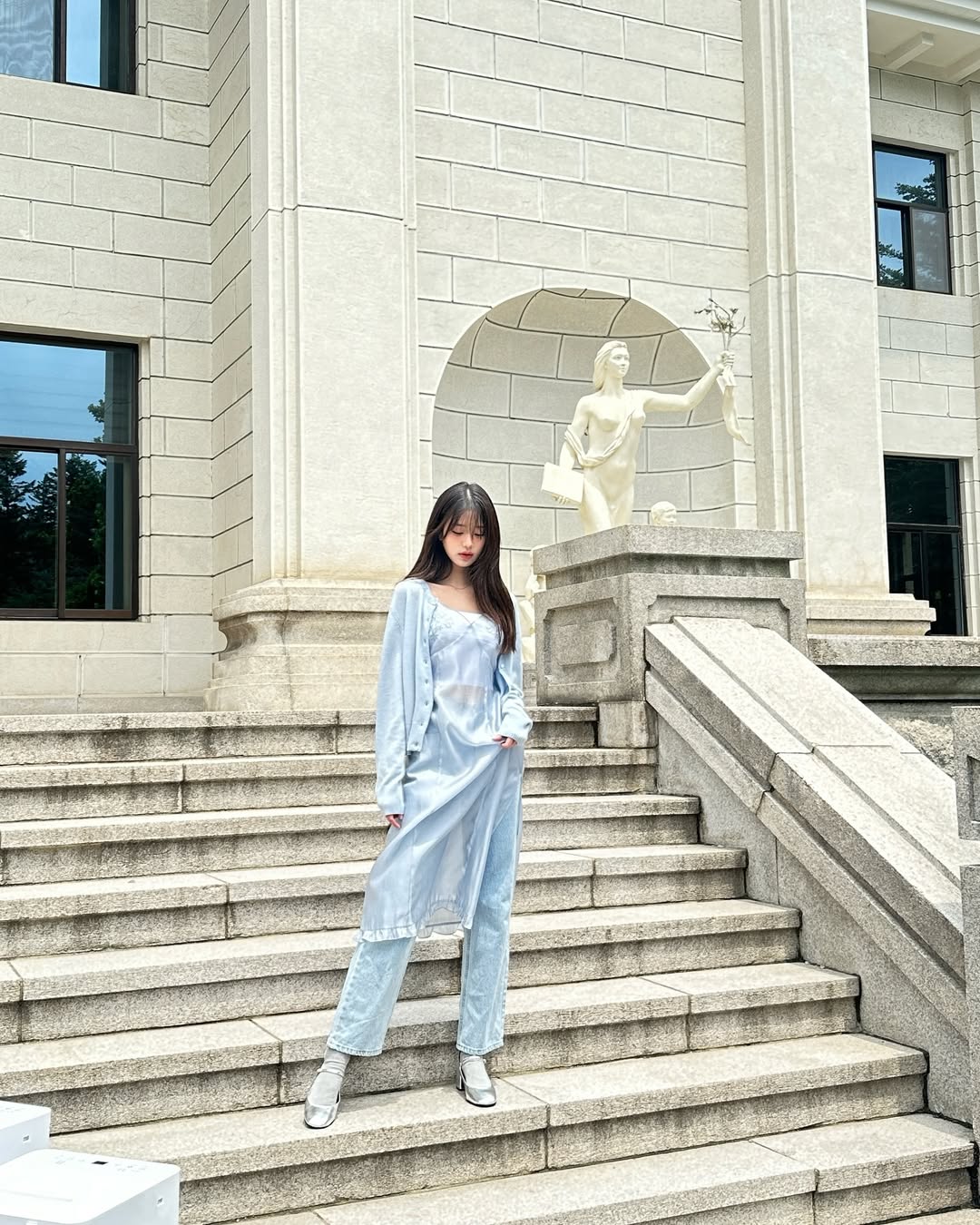 Diện quần jeans 