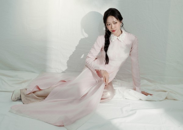 Diệu Nhi dịu dàng trong bộ ảnh áo dài tết