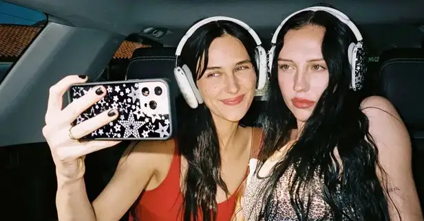 Gen Z biến phụ kiện trở thành tuyên ngôn sống động của cá tính