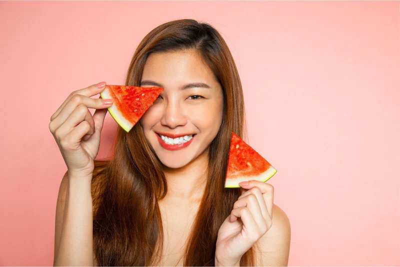Giữ làn da tươi mát với các loại trái cây mùa hè 