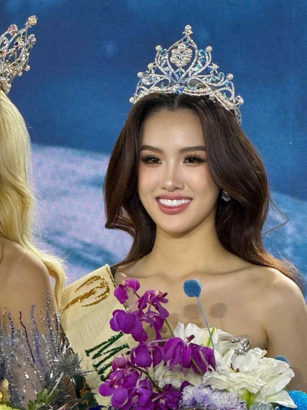 Hành trình trở thành Á hậu 2 Miss Earth của Trịnh Mỹ Anh